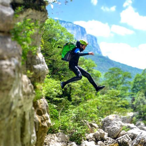 Sauter en canyoning dans le Verdon | ROCKSIDERS